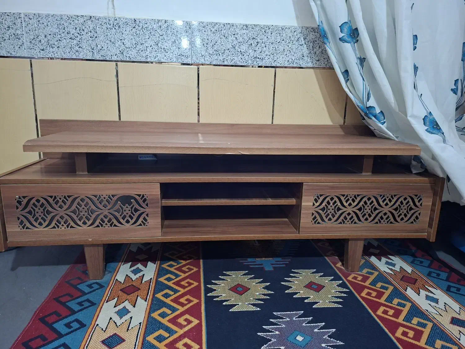 میز ال ای دی|میز تلویزیون|فیروزآباد (فارس), |دیوار