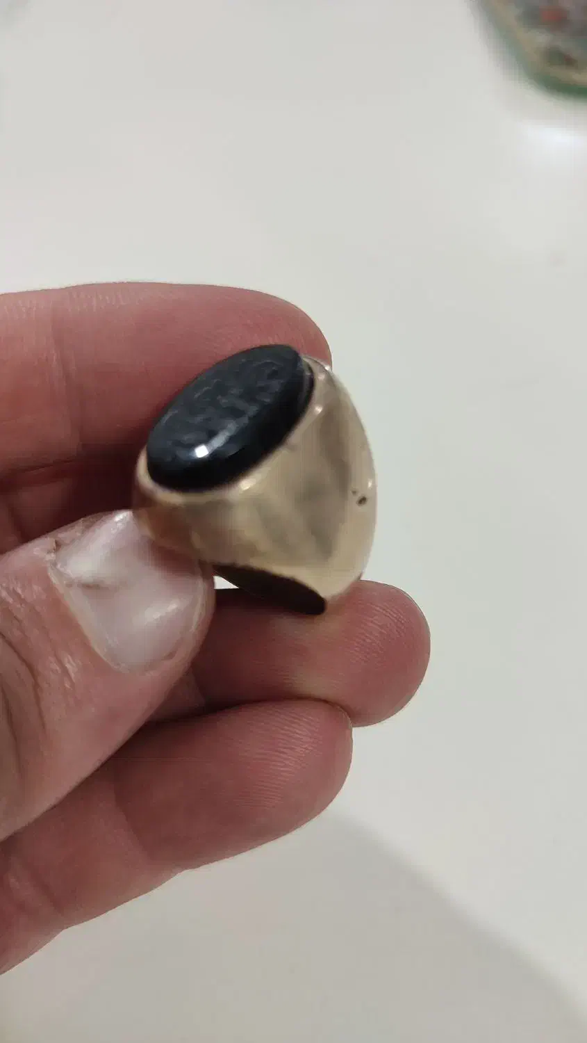 انگشتر قدیمی. نگین مشکی خطی|جواهرات|ماهدشت, |دیوار