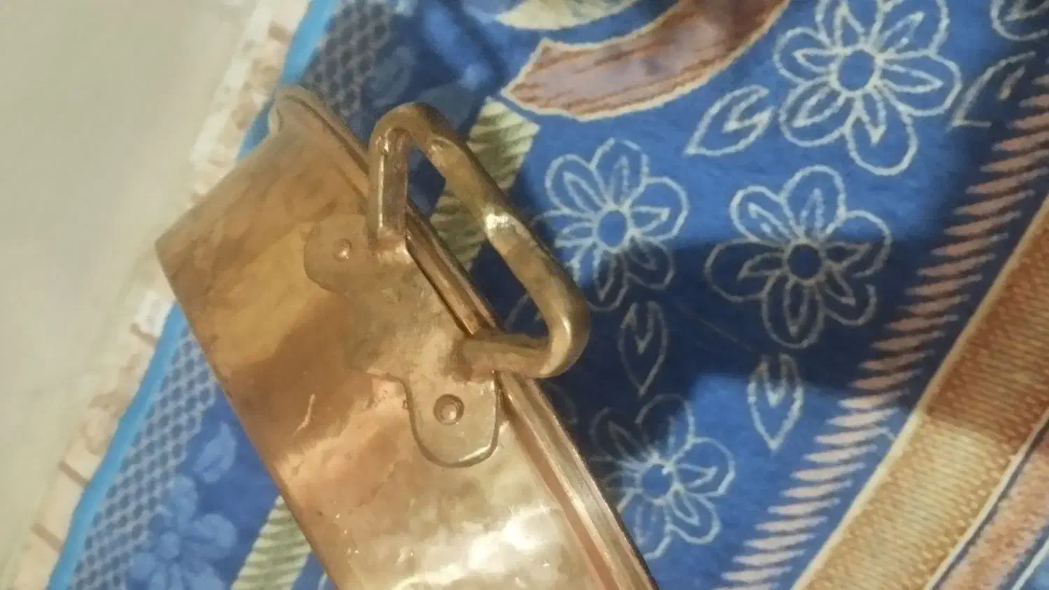 مسی|ظروف پخت‌وپز|فسا, |دیوار