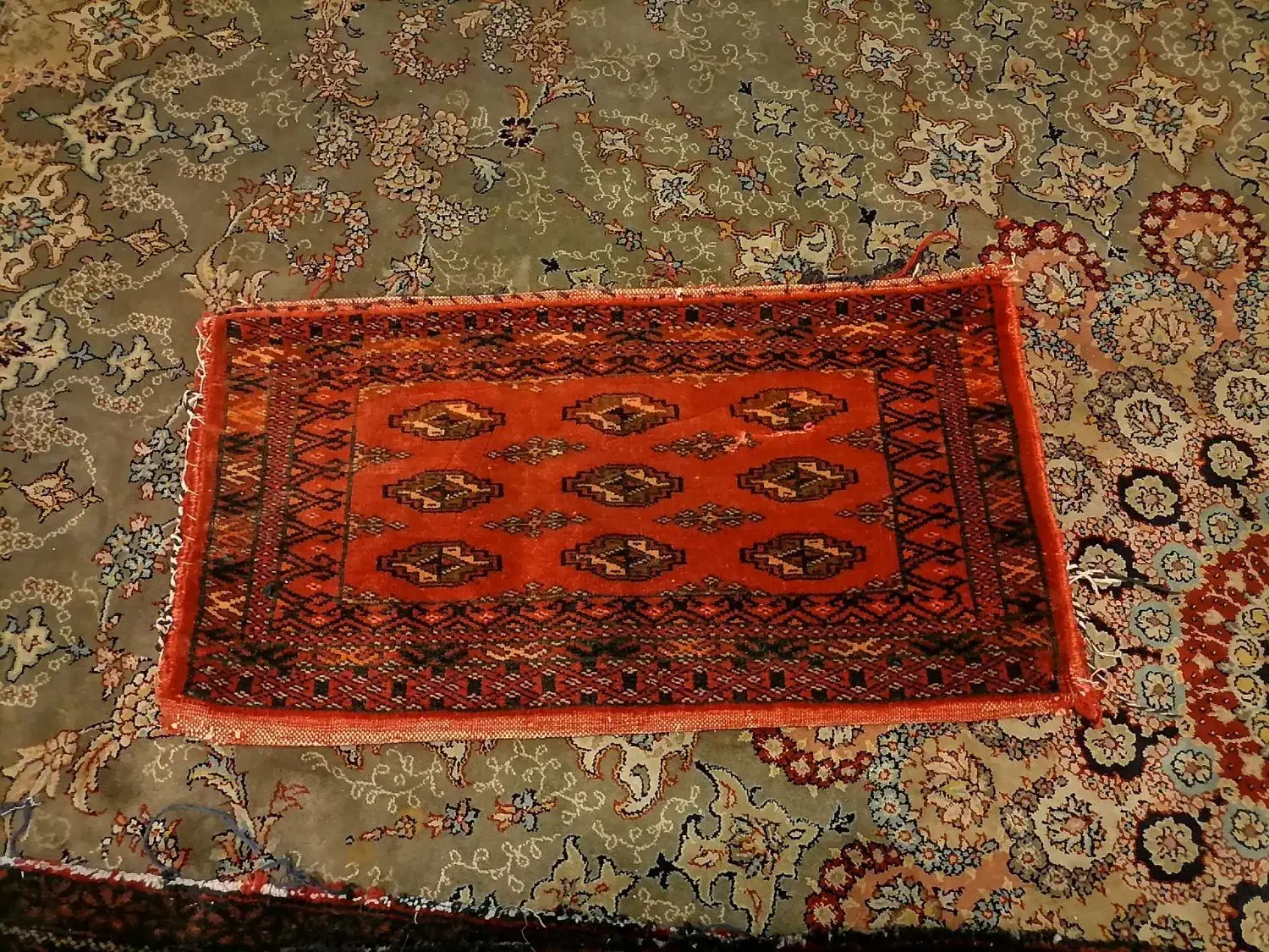 پشتی دستی وقالیچه|پشتی|تربت جام, فاز ۳ فرهنگیان|دیوار