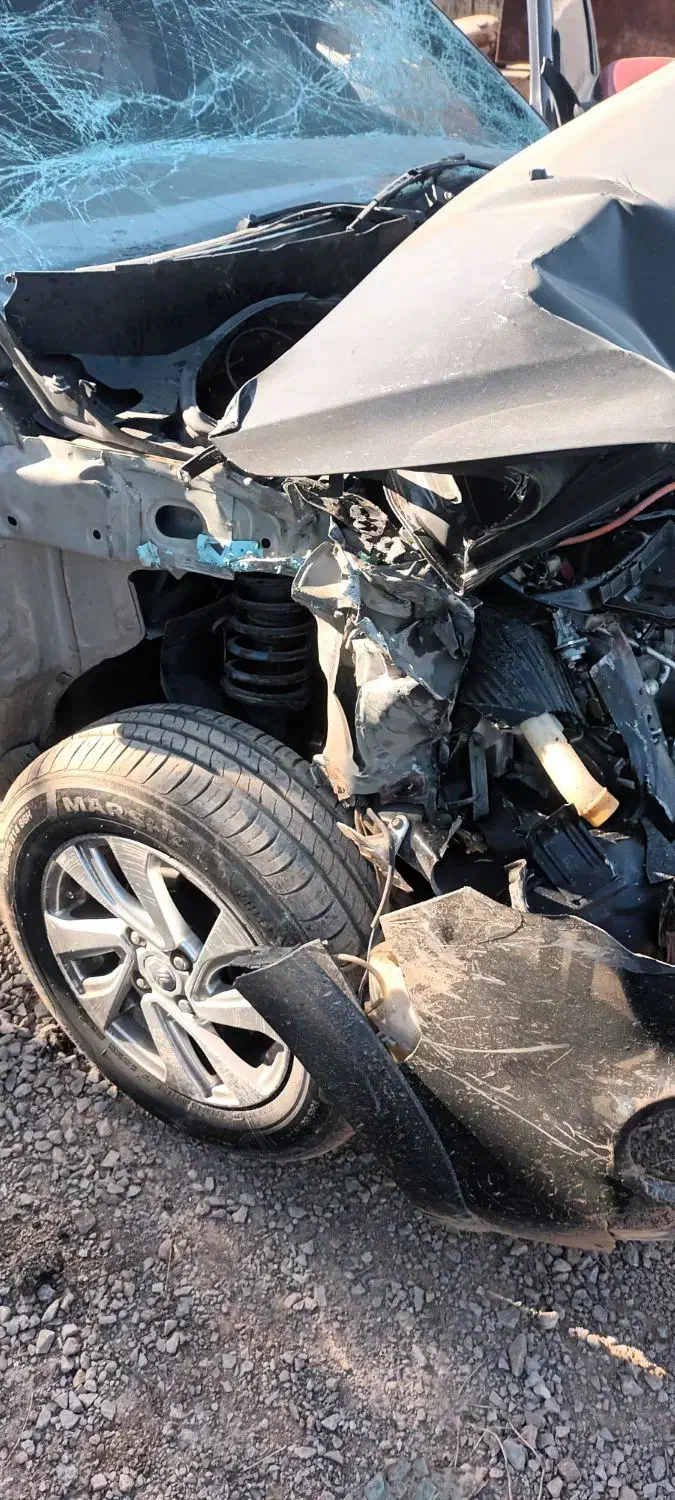 کوییک ۹۸ تصادفی|خودرو سواری و وانت|اهواز, کمپلو شمالی|دیوار