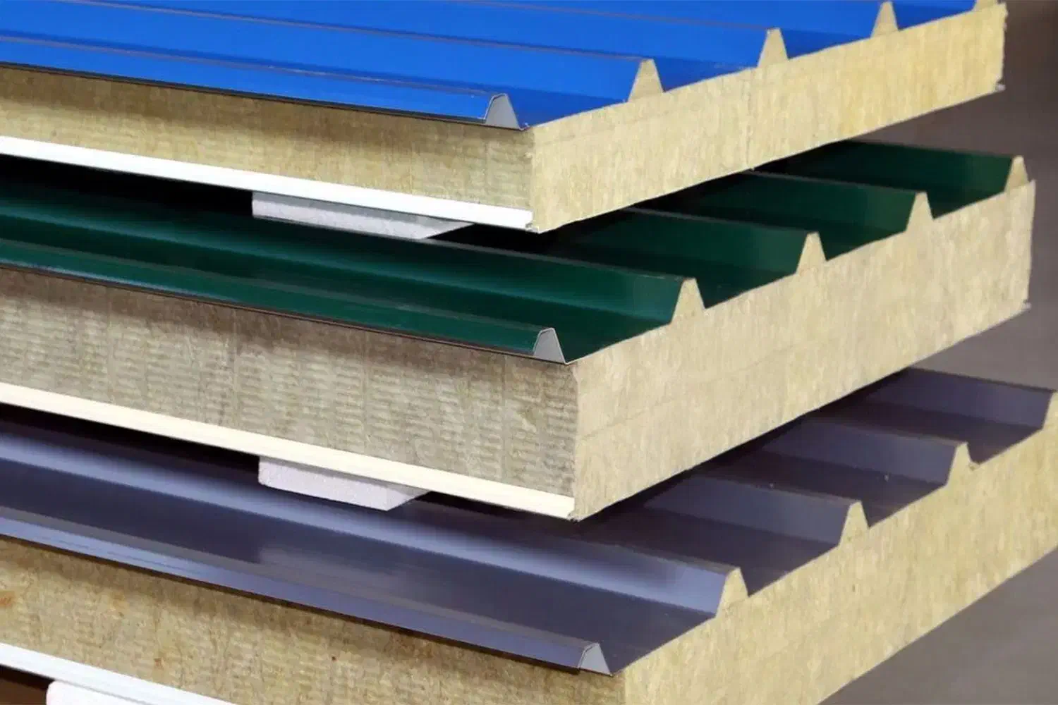 فروش ساندویچ پانل تحویل فوری مستقیم از دپوکارخانه|مصالح و تجهیزات ساختمان|تهران, فتح|دیوار