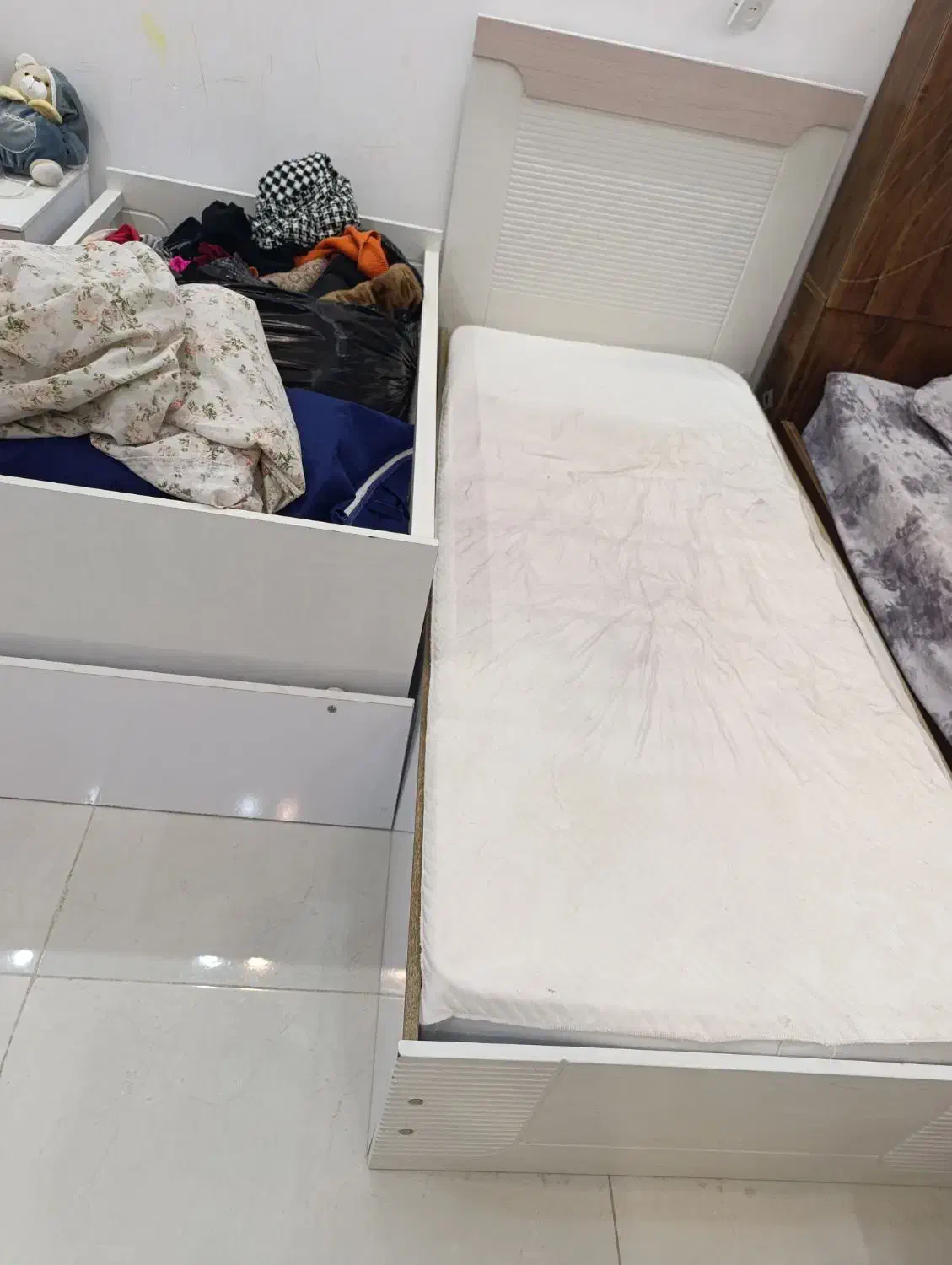 کمد و تخت نوجوان|تخت و سرویس خواب|یزد, |دیوار