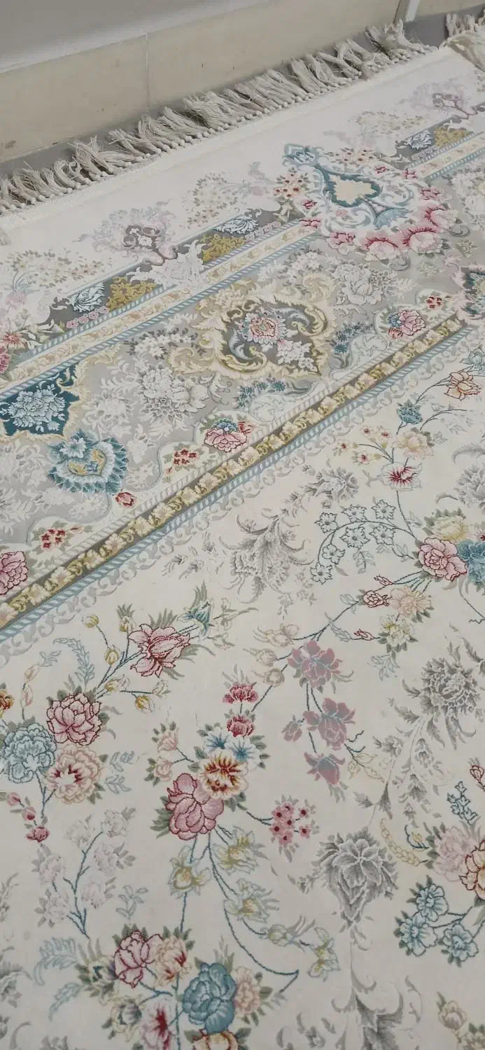 یک عددفرش ۹متری و دوتا پادری مناسب جهیزیه|فرش|چهاردانگه (تهران), |دیوار