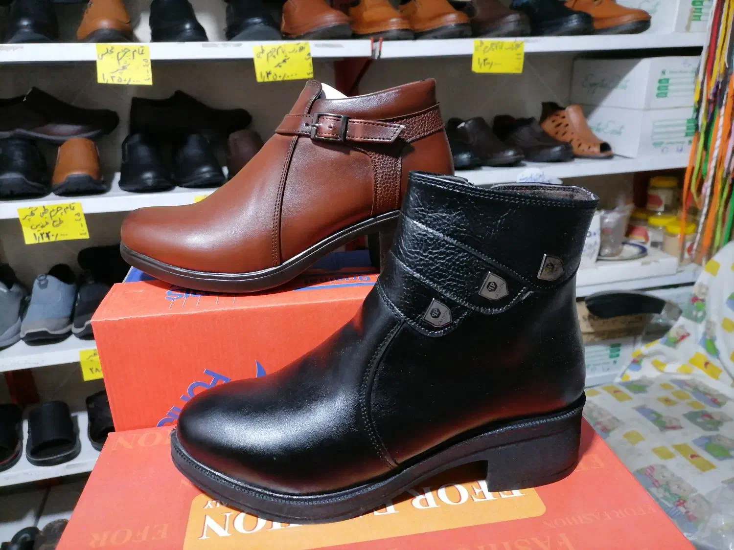 نیم بوت زنانه پالیزان|کیف، کفش، کمربند|قم, نیروگاه|دیوار