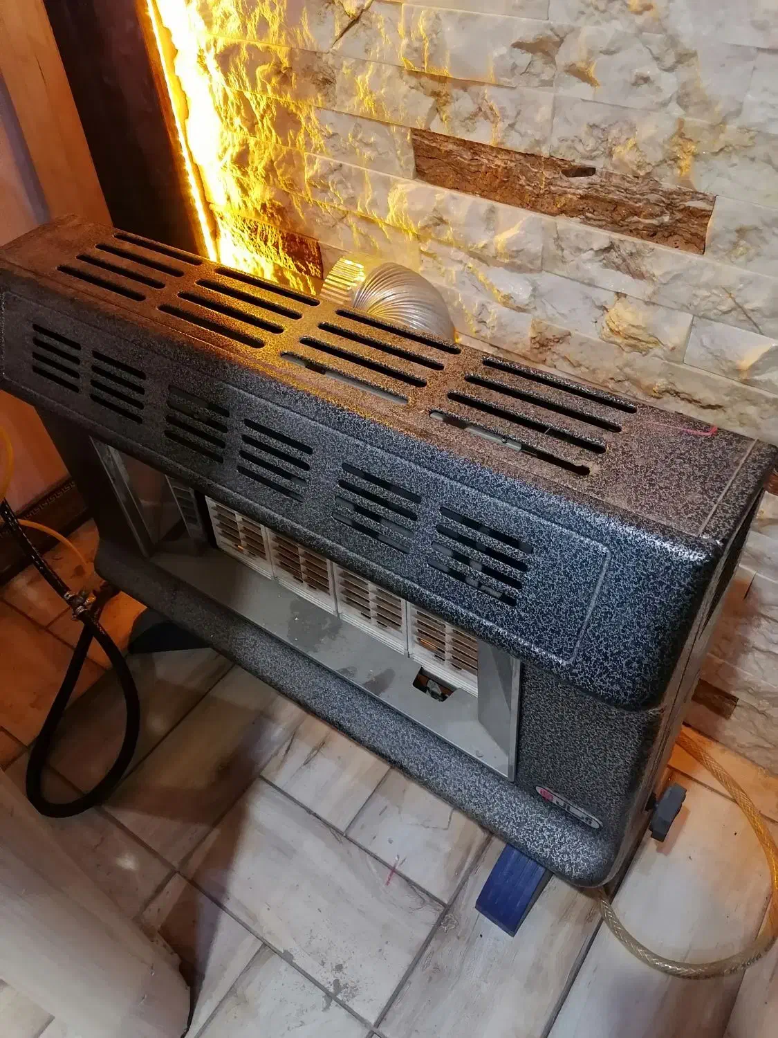 بخاری گازی آجری|بخاری، هیتر، شومینه|یزد, |دیوار