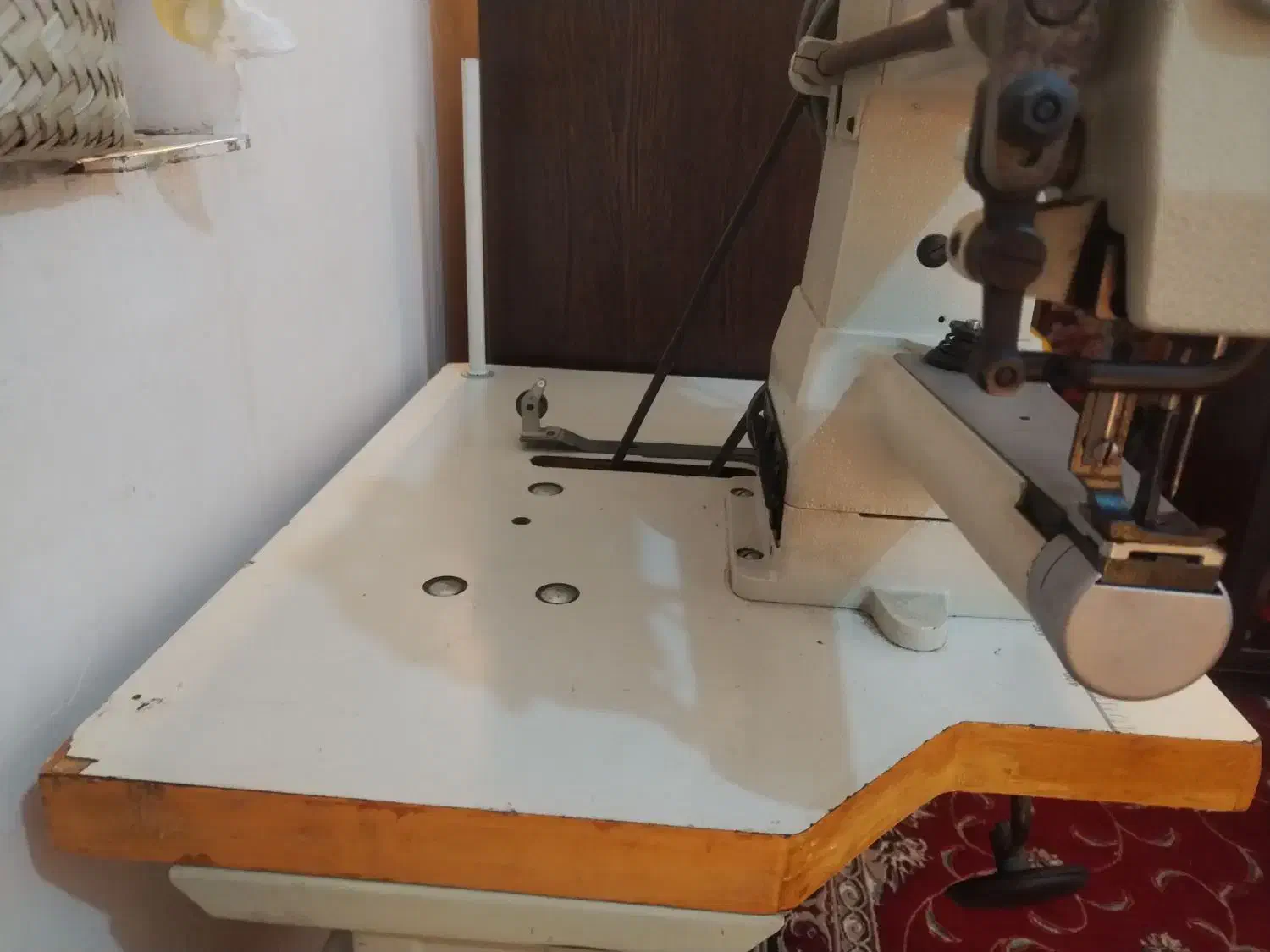 چرخ خیاطی چرم دوزی دو پایه|چرخ خیاطی و ریسندگی|جم, |دیوار