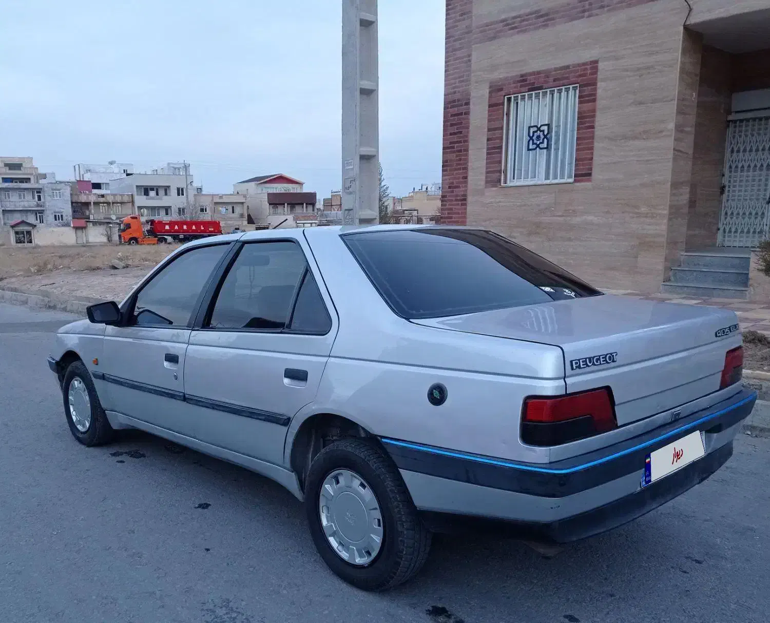 پژو ۴۰۵ مدل ۸۷ سیخ وسط|خودرو سواری و وانت|قروه, |دیوار