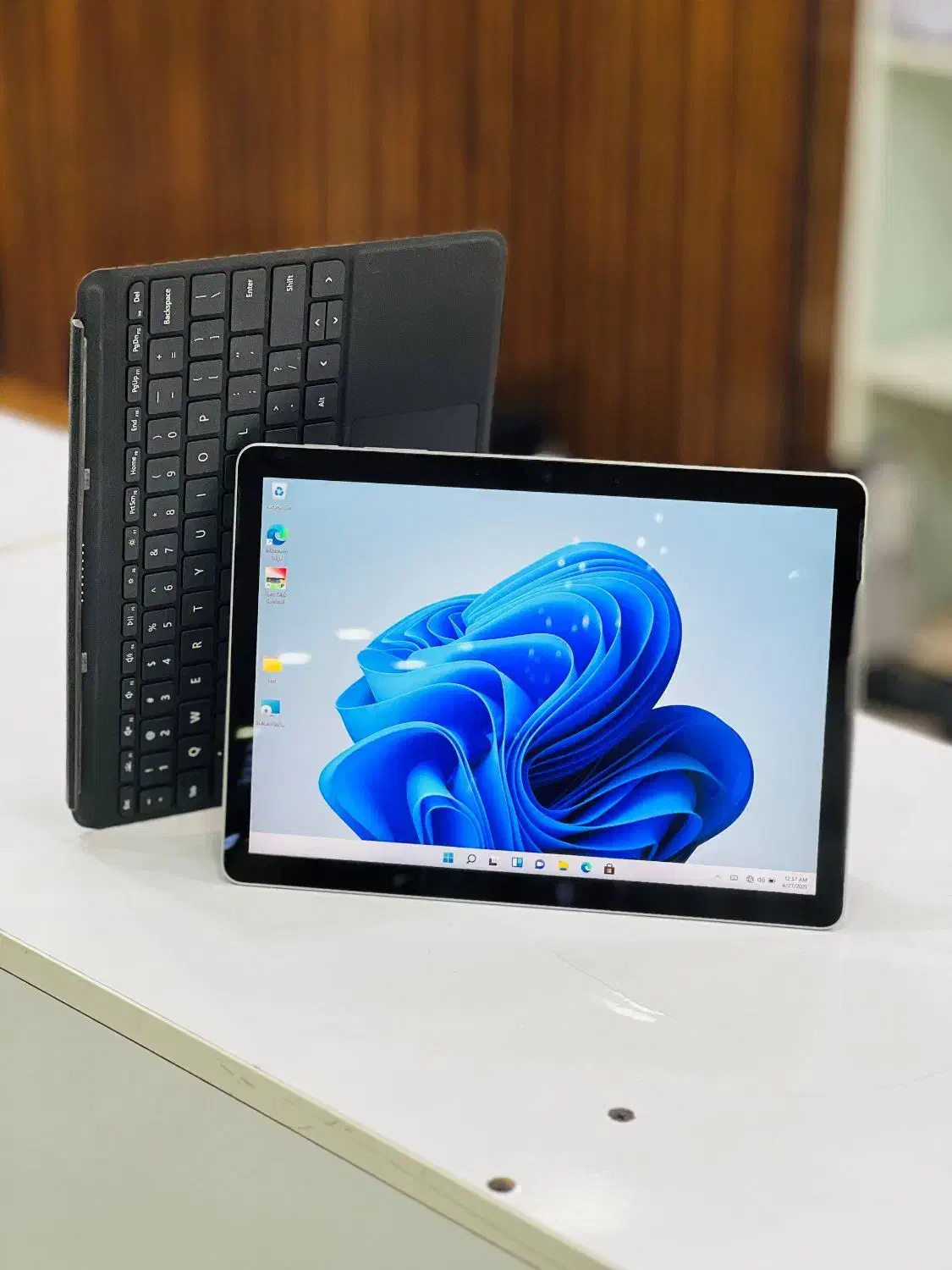لپ تاپ تبلت شو Surface pro Go در حد صفر (ون پلاس)|رایانه همراه|تبریز, |دیوار