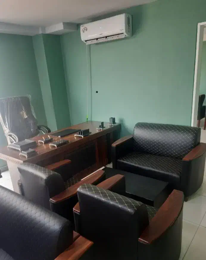 نیم ست اداری با میز و شیشه|مبلمان اداری|برازجان, |دیوار