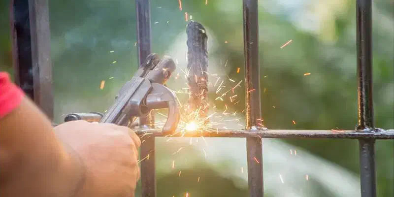 جوشکاری سیار. آهنگری|خدمات پیشه و مهارت|لاهیجان, شهرک سلمان فارسی|دیوار