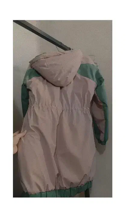 کاپشن|لباس|بومهن, |دیوار