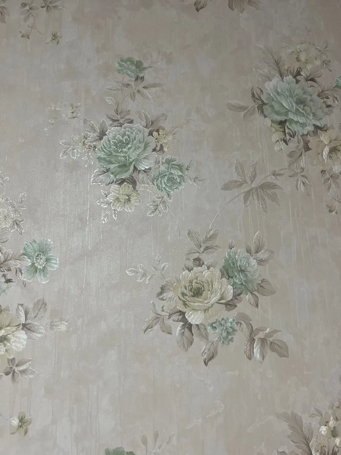 نیروی خدماتی خانم|استخدام سرایداری و نظافت|آباده, |دیوار