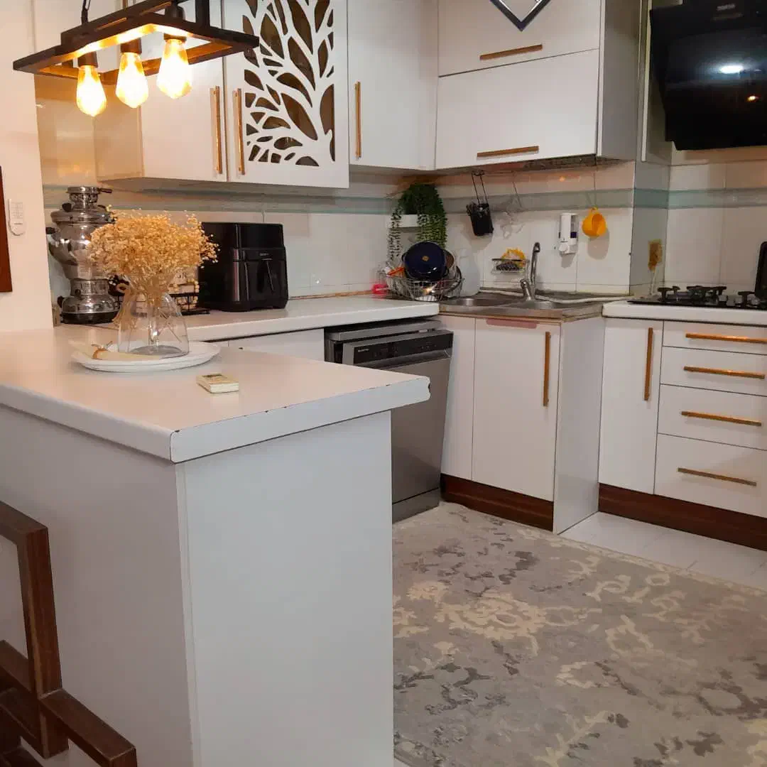 فوری فوری آپارتمان طبقه دوم شیک خیابان ساری|فروش آپارتمان|قائمشهر, |دیوار