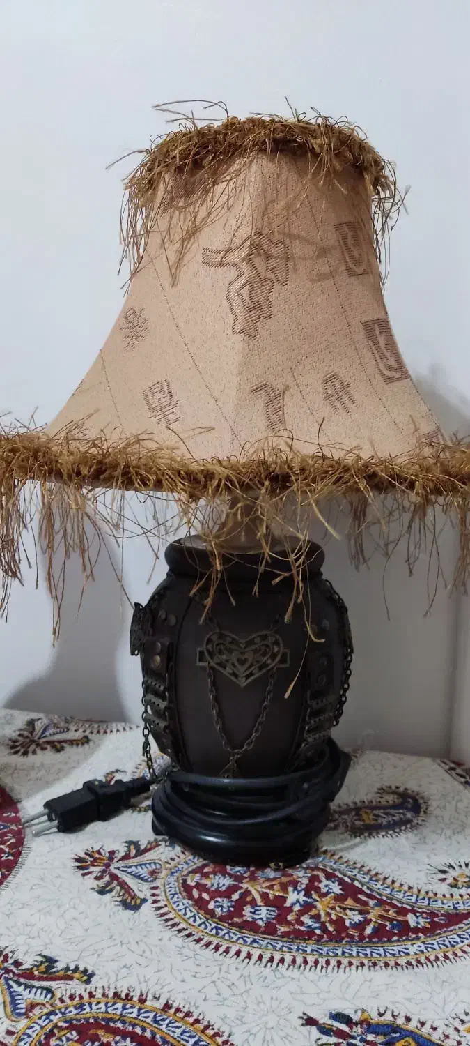 آباژور|چراغ خواب و آباژور|نیشابور, شهرک بهداری|دیوار