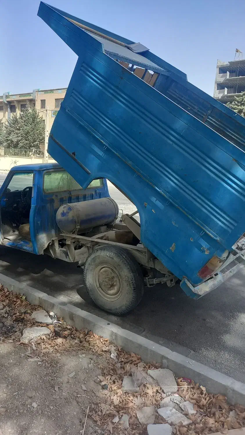 حمل نخاله وپخش مصالح ساختمانی با نیسان کمپرسی|خدمات حمل و نقل|کرج, باغستان|دیوار