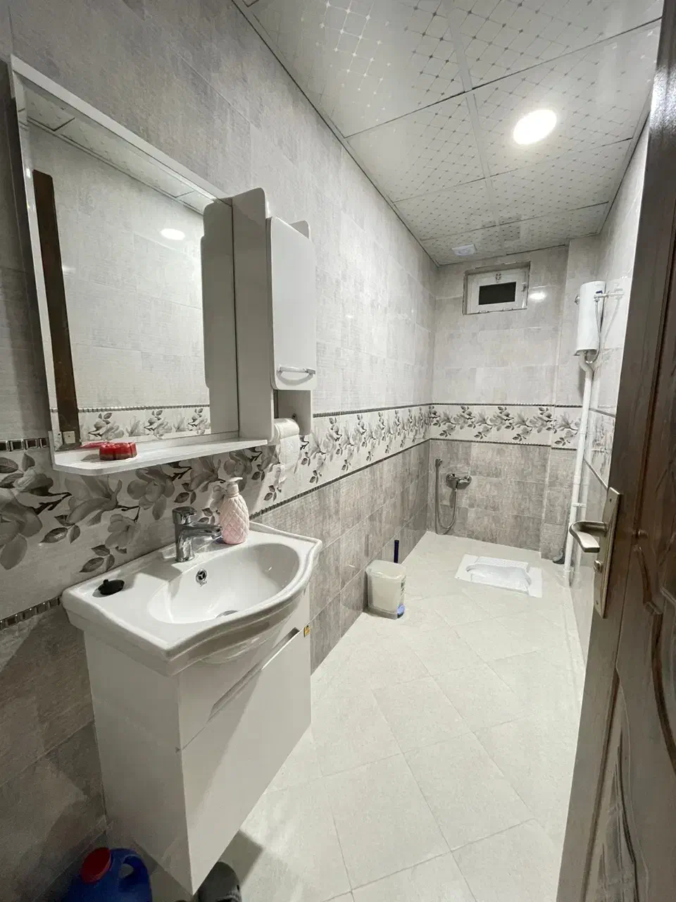 ویلا دربست فوق تمیز ۲ خواب|اجارهٔ کوتاه‌مدت ویلا و باغ|بندر انزلی, تربه گوده|دیوار