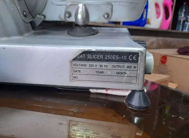 کالباس بر ایتالیایی کم کار کرد|فروشگاه و مغازه|اهواز, ۲۵۴دستگاه|دیوار