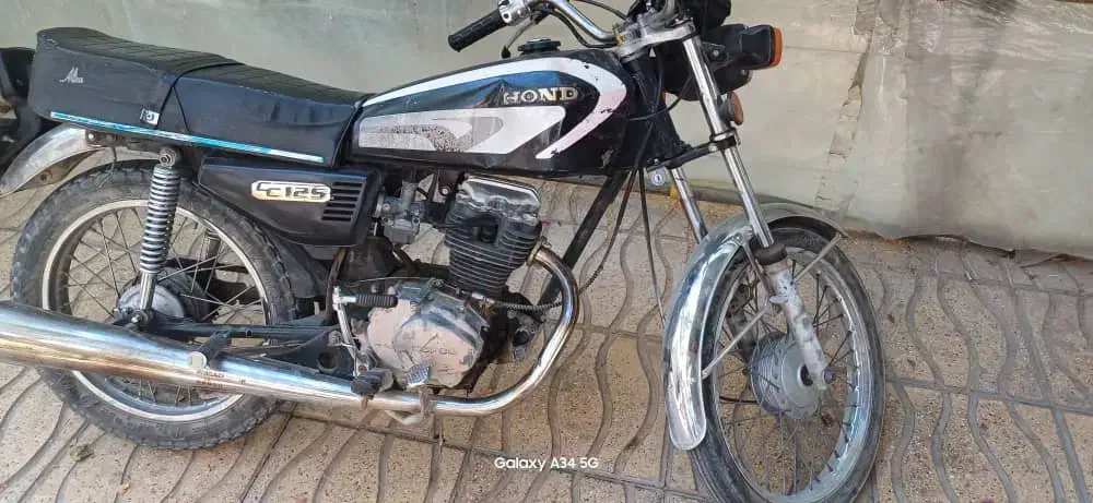 موتور سیکلت پیشرو|موتورسیکلت|اصفهان, برزان|دیوار