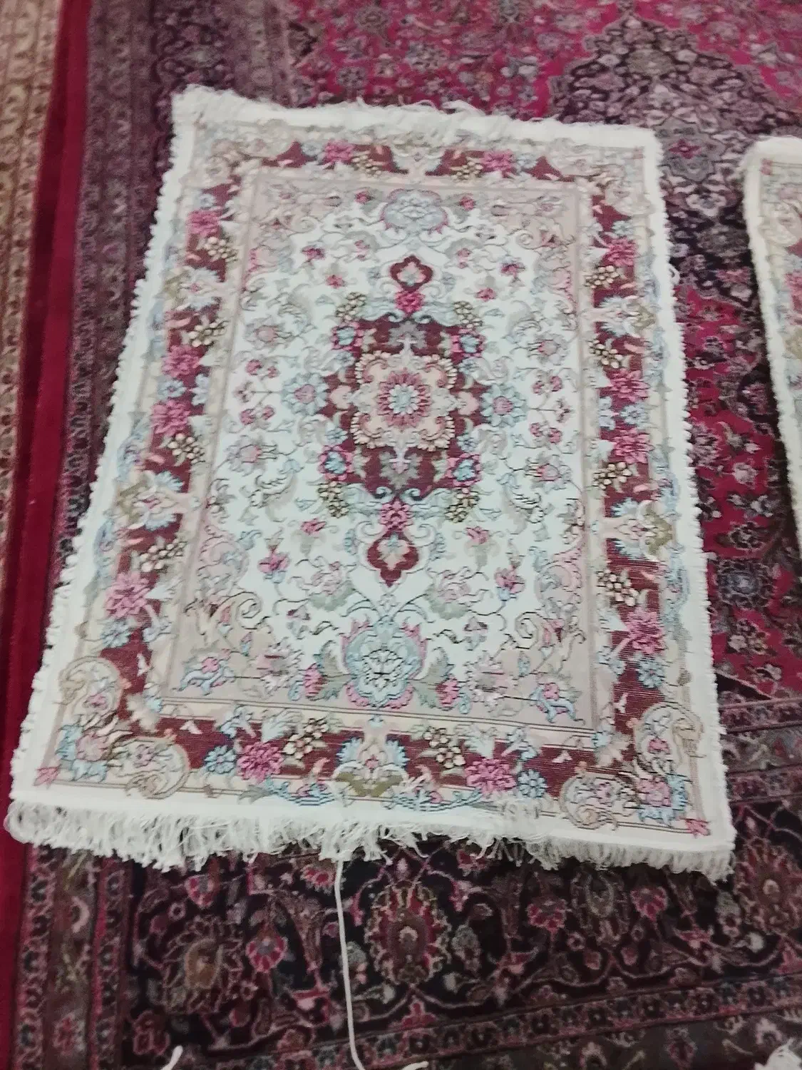 فرش|فرش|عجب شیر, |دیوار