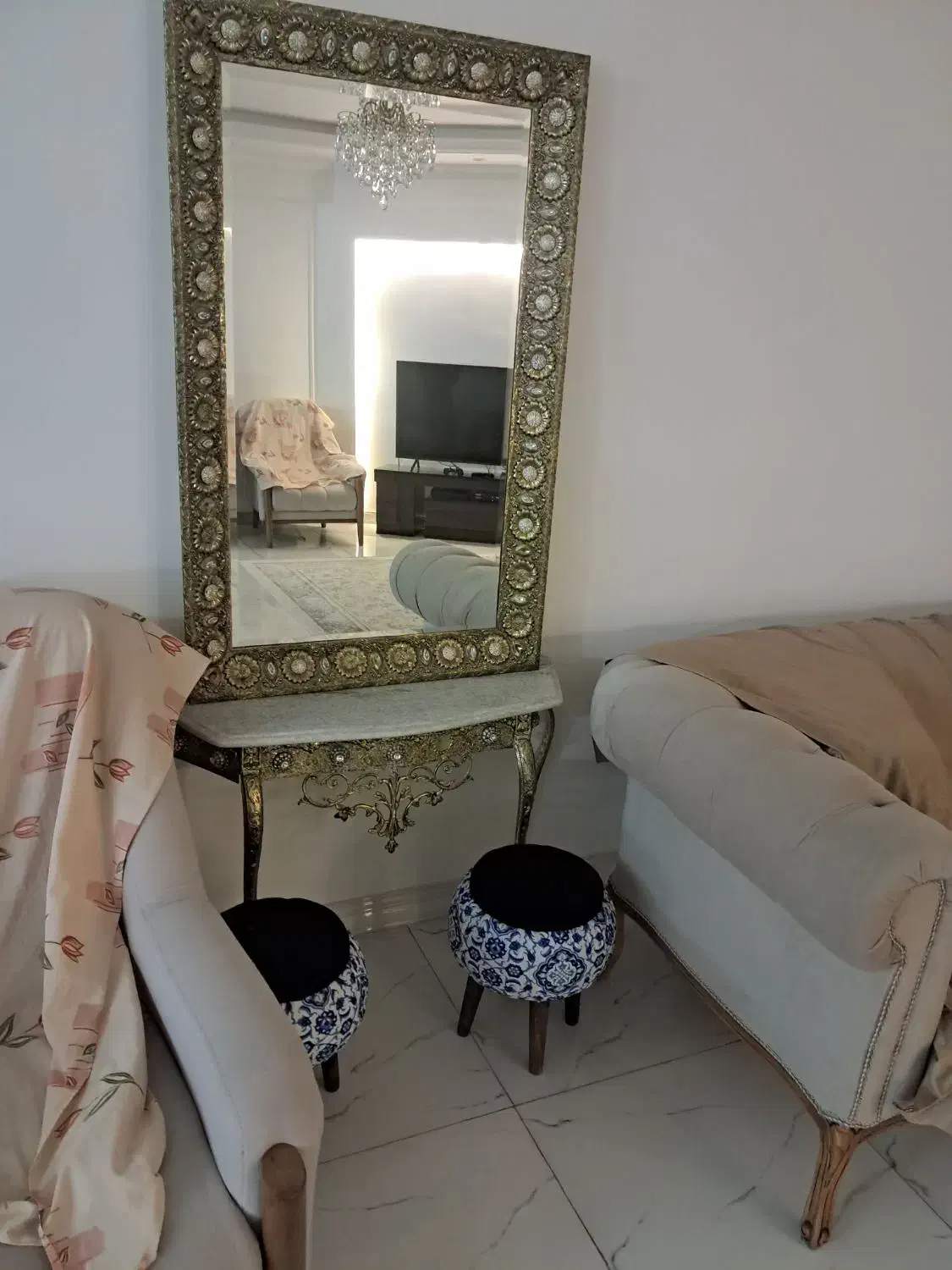 اینه و شمعدان برنجه همراه با بوفه برنج|بوفه، ویترین، کنسول|بانه, |دیوار