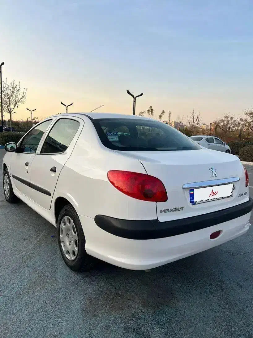 پژو ۲۰۶ SD V8 مدل ۱۳۹۲|خودرو سواری و وانت|مشهد, شهید رضوی|دیوار