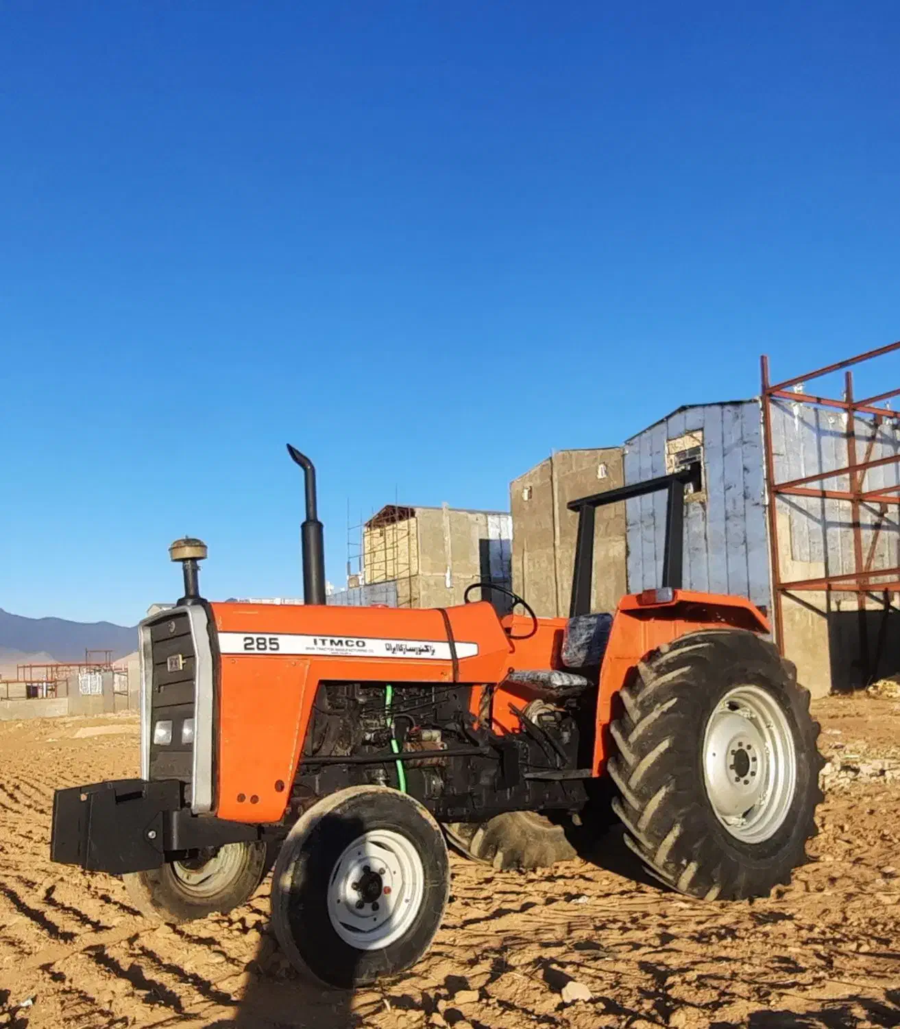 تراکتور فرگوسن مدل ۸۵|خودرو سنگین|اصفهان, عباسآباد|دیوار