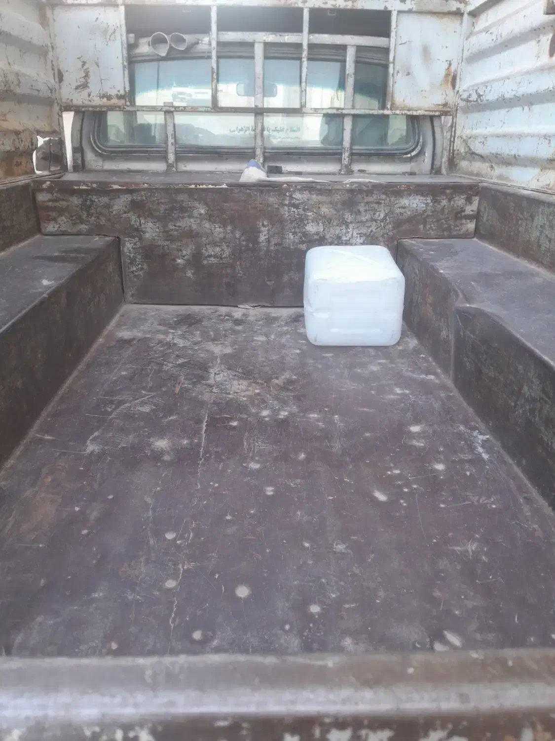 وانت مزدا۲۰۰۰کاربرات|خودرو سواری و وانت|اصفهان, قهاب جنوبی|دیوار