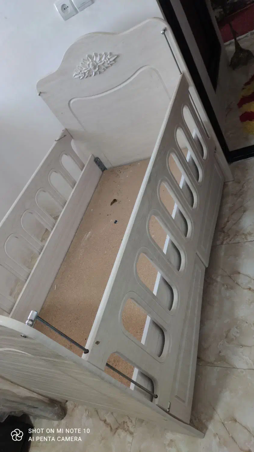 تخت کودک|تخت و صندلی بچه|پاکدشت, حصار امیر|دیوار