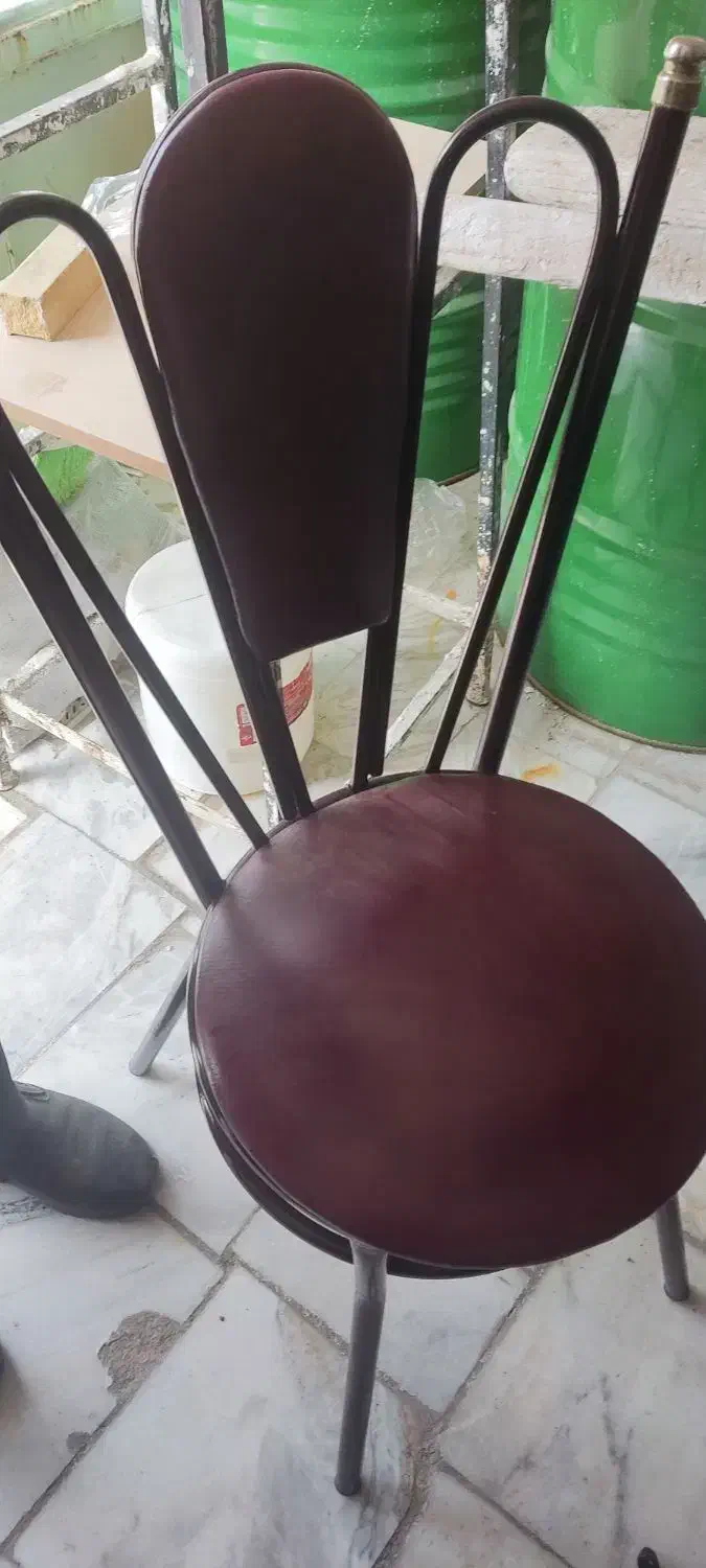 میز|میز و صندلی غذاخوری|قم, ولیعصر|دیوار