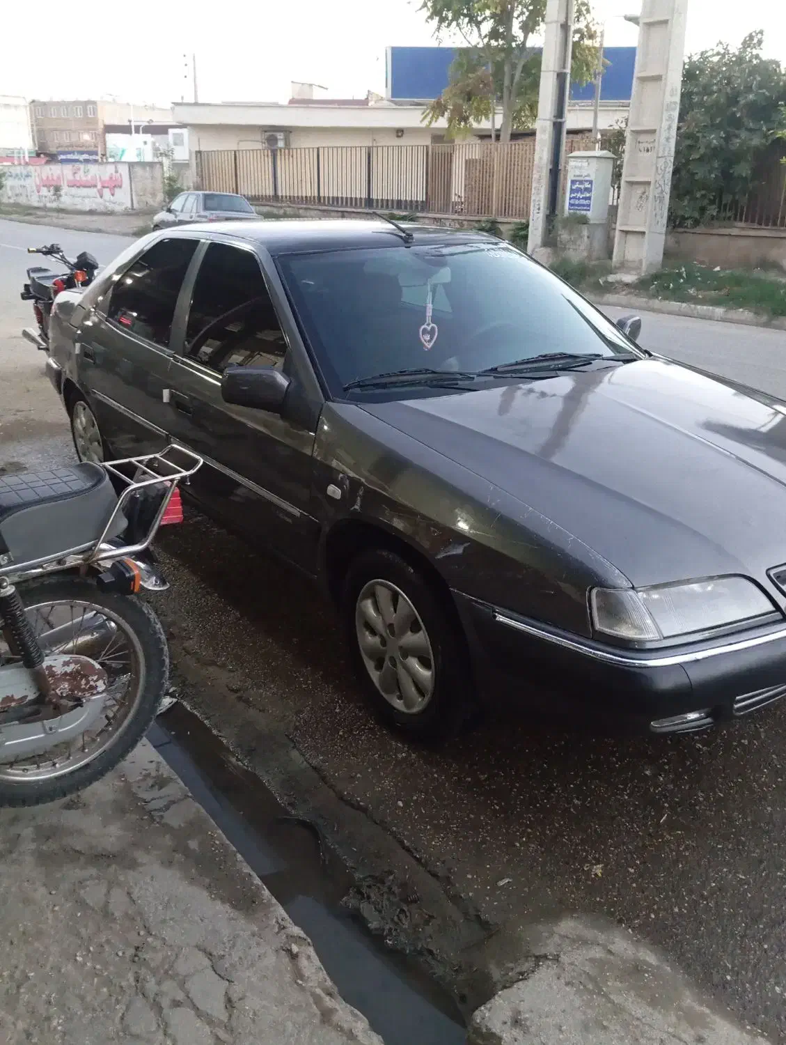 ماشین  زانتیا مدل ۸۴تمیز سالم بیمه لاستیک خوب|خودرو سواری و وانت|گنبد کاووس, |دیوار