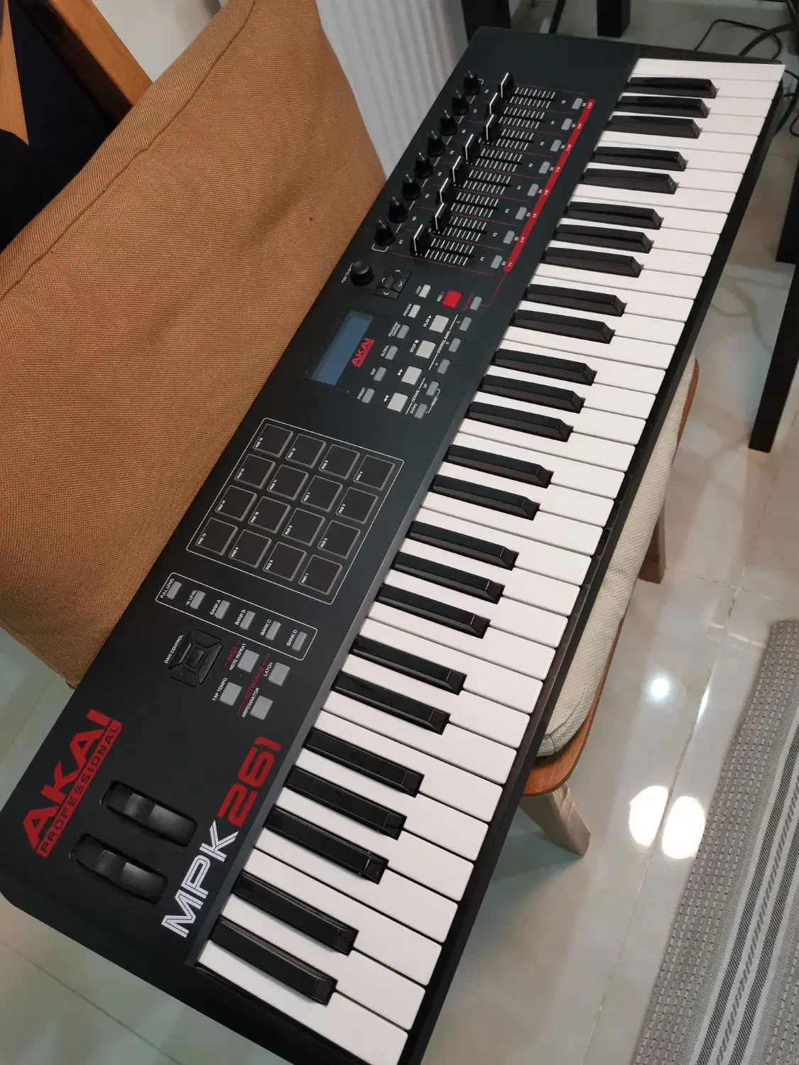 میدی کیبورد آکایی MPK261|پیانو، کیبورد، آکاردئون|تهران, اکباتان|دیوار