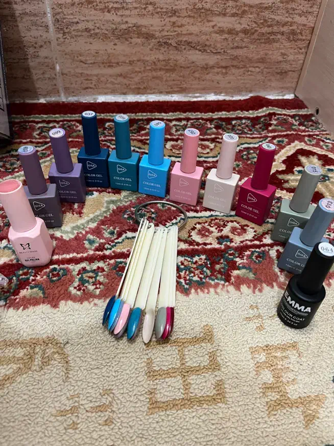 وسایل کاشت ناخن|آرایشگاه و سالنهای زیبایی|دورود, |دیوار