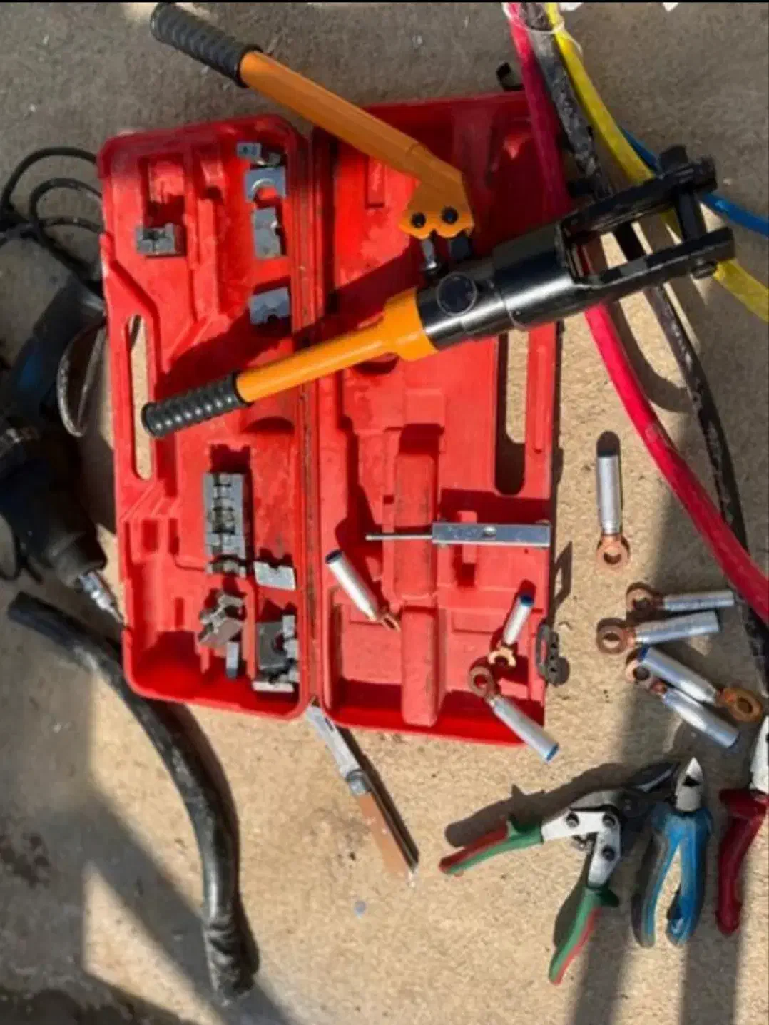 برقکار صنعتی ساختمانی مفصل عیب یابی کابل مشعل|خدمات پیشه و مهارت|ارومیه, |دیوار