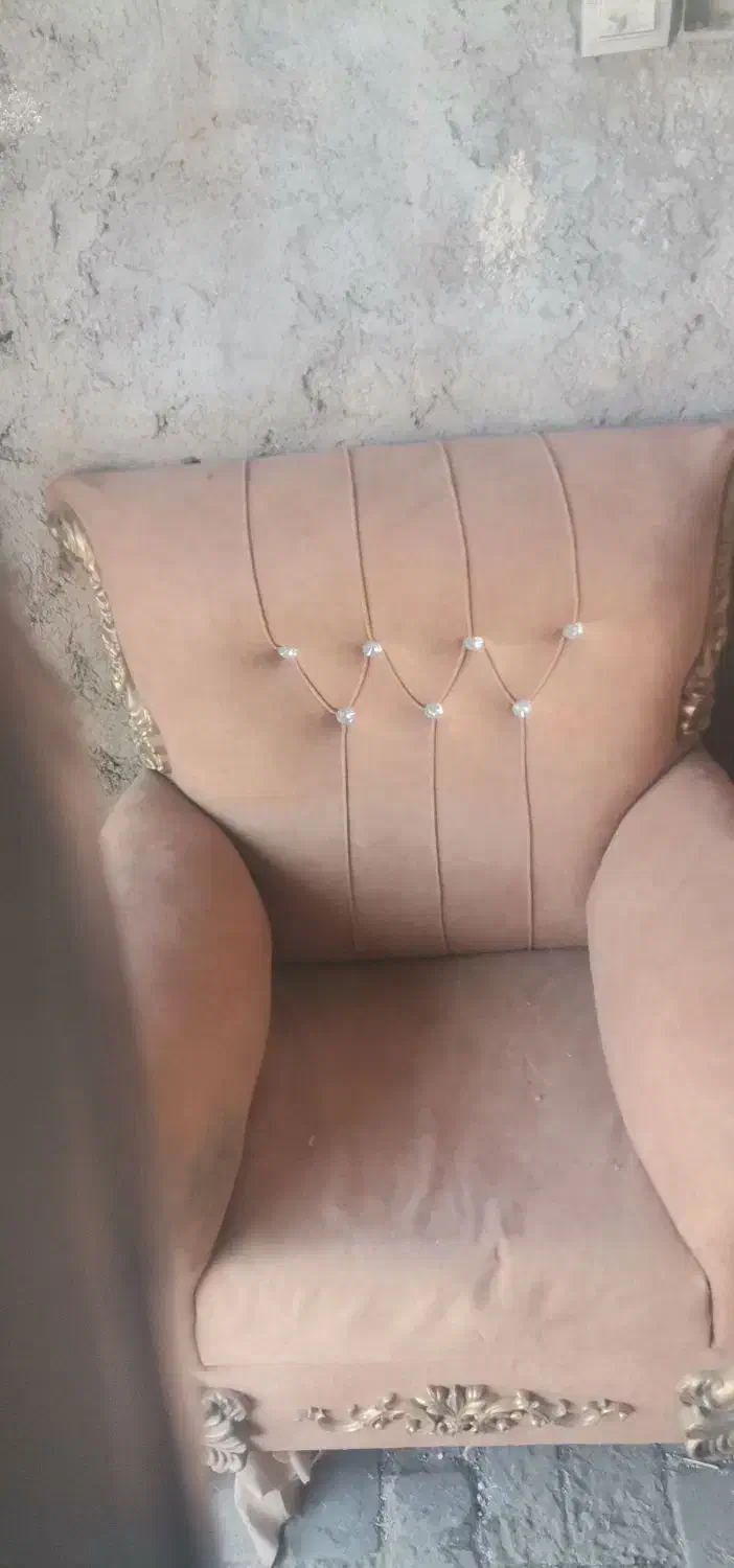 مبل نیمه سلطنتی 7 نفره|مبلمان خانگی و میز عسلی|زاهدان, |دیوار