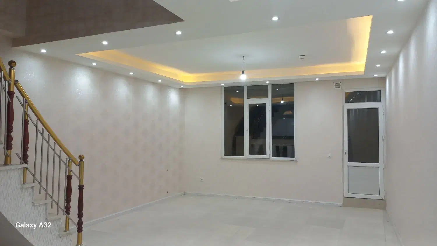 یک واحد فروشی دوبلکس وشیک|فروش آپارتمان|سرعین, |دیوار