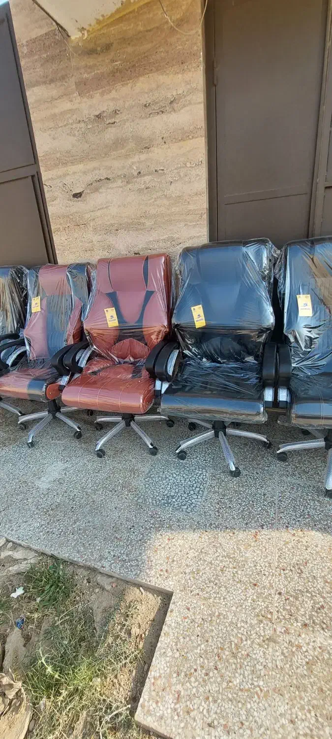 مبلمان اداری|دفتر کار|صدرا-فارس, فاز ۱|دیوار