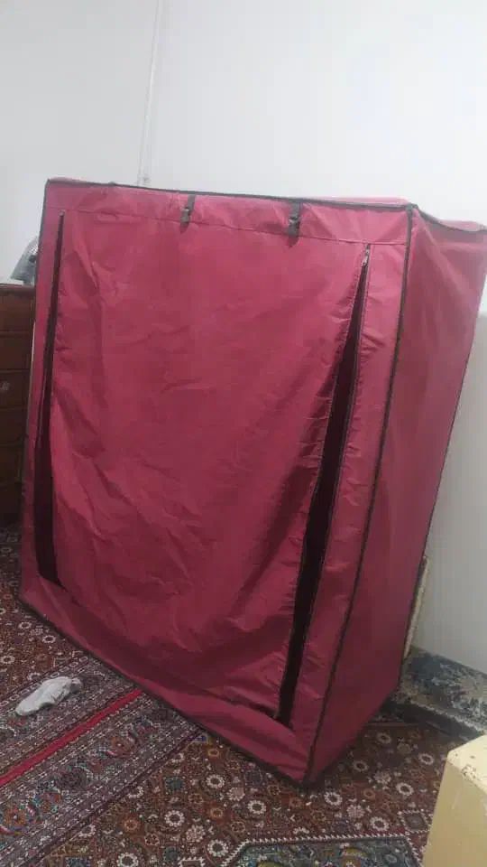 یک عدد کمد چوبی و جا رختخوابی|جاکفشی، کمد، دراور|قروه, |دیوار