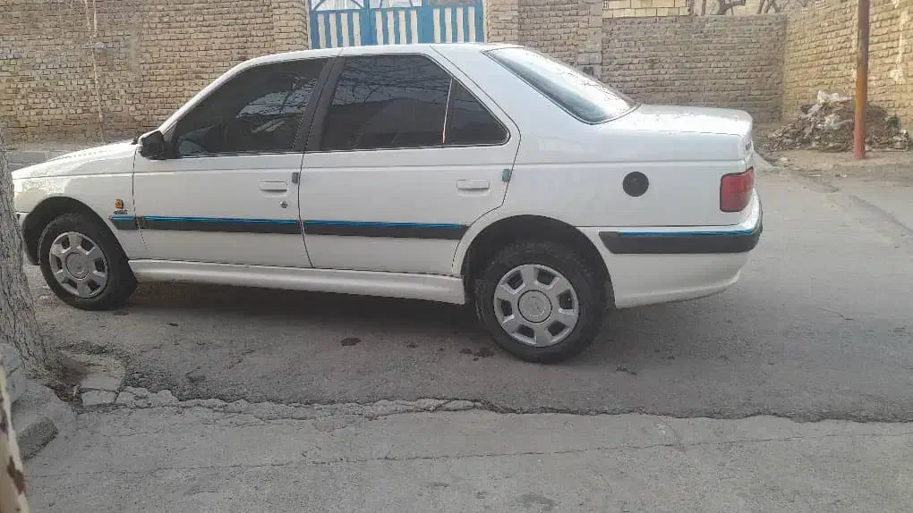 پژوپارس سال ۹۴|خودرو سواری و وانت|بروجرد, |دیوار