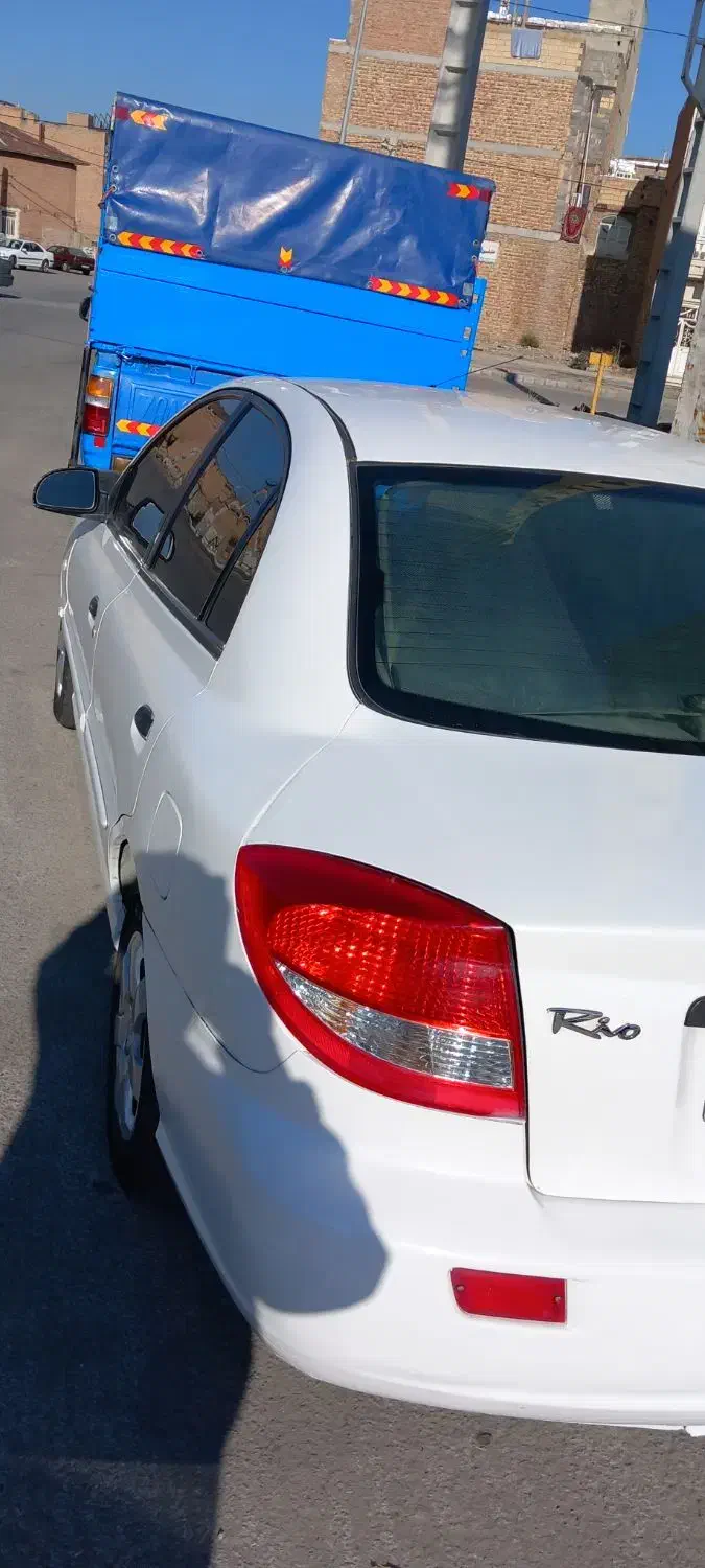 خودرو ریو مدل ۸۸ سفید|خودرو سواری و وانت|ارومیه, |دیوار