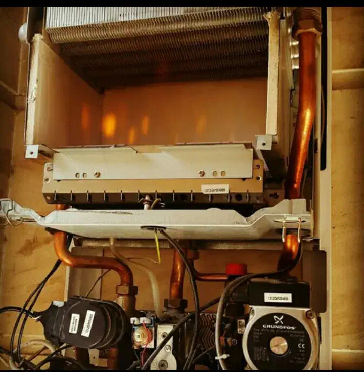 کولر گازی پکیج ابگرمکن تعمیر سرویس نصاب شوفاژ|آبگرمکن، پکیج، شوفاژ|مشهد, عامل|دیوار