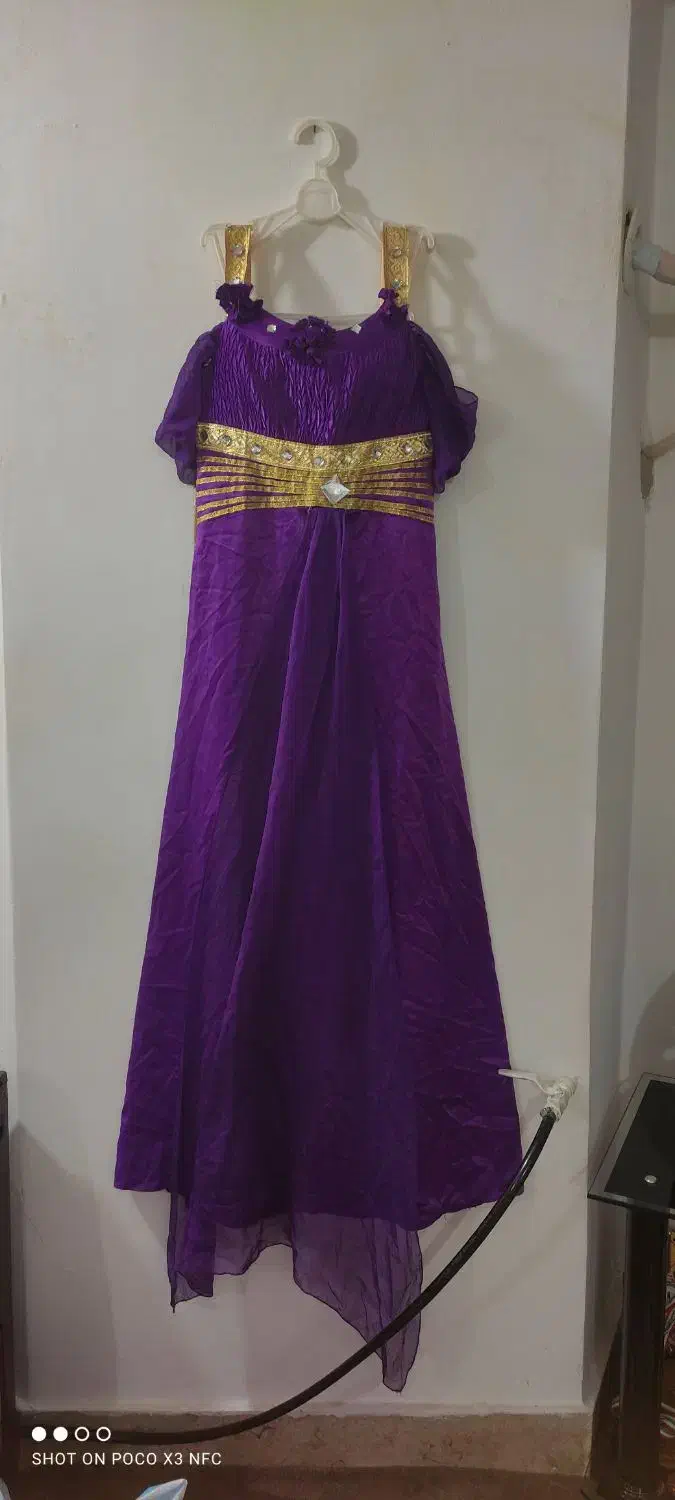 ماکسی بلند|لباس|مرودشت, پشت سایپا|دیوار