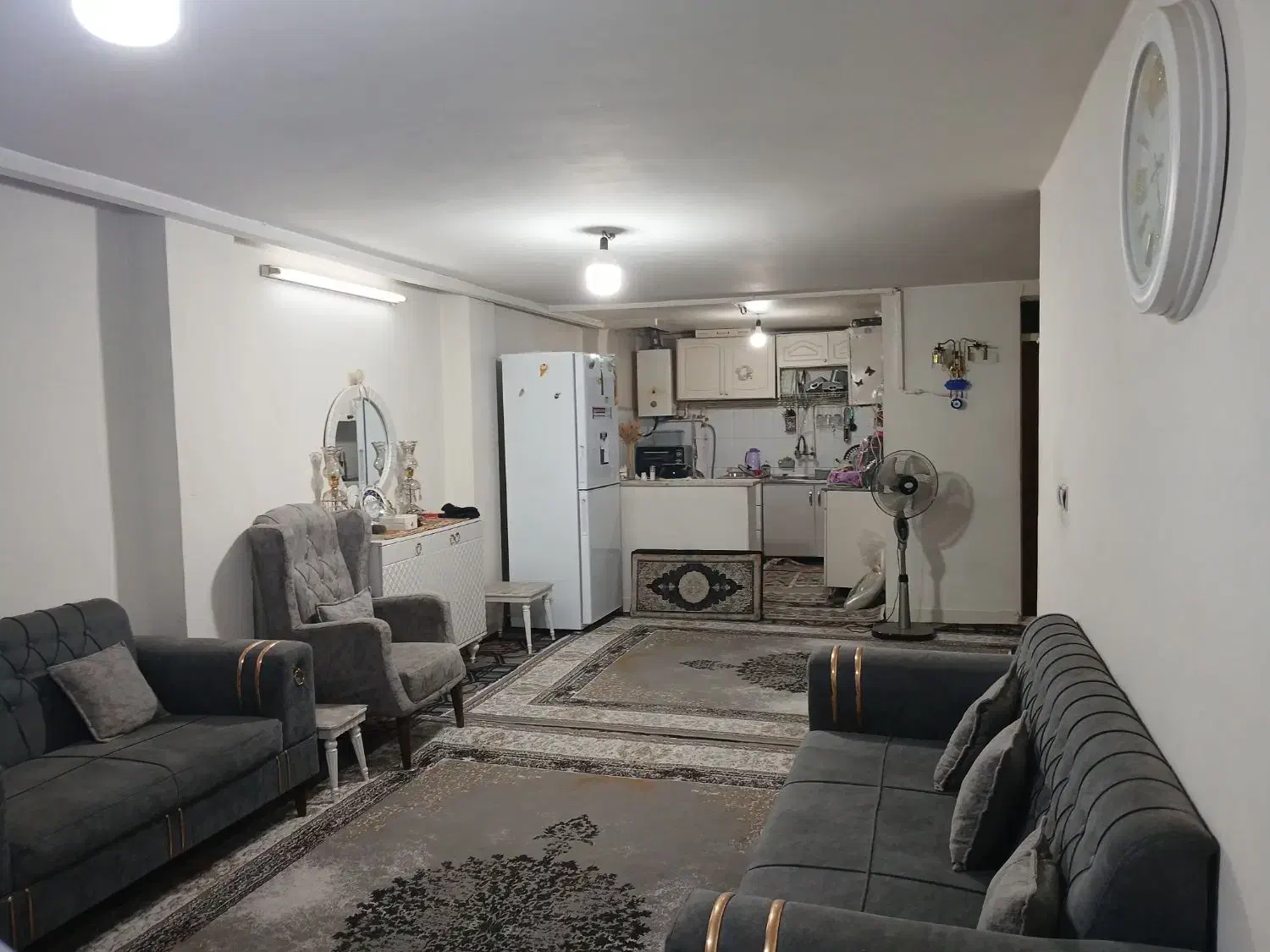 خانه در شهرک ولیعصر