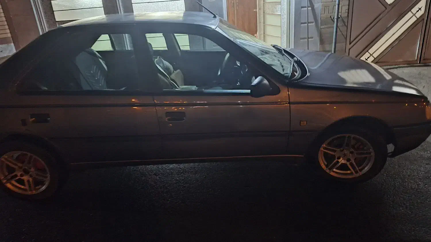 خودرو ۴۰۵ خاکستری مدل ۹۴ سالم .|خودرو سواری و وانت|آران و بیدگل, |دیوار