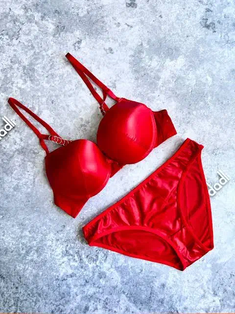 سه عدد سوتین|لباس|سنندج, |دیوار