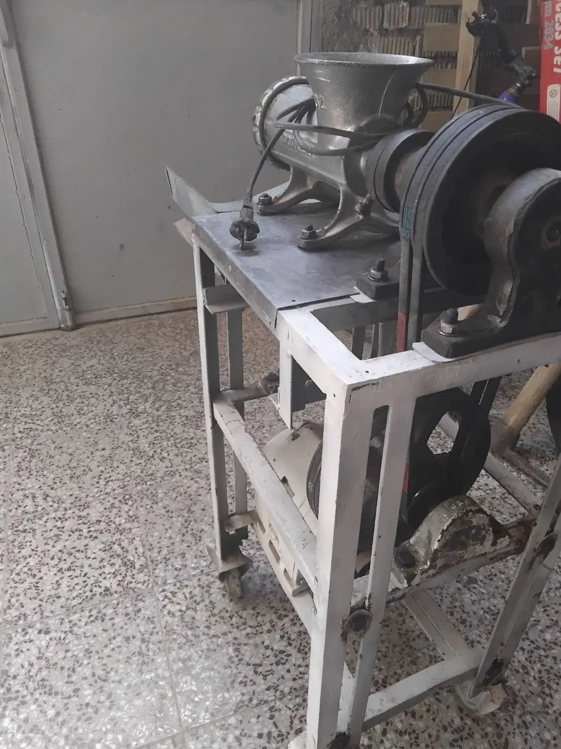 چرخ گوشت صنعتی|ماشینآلات صنعتی|آباده, |دیوار