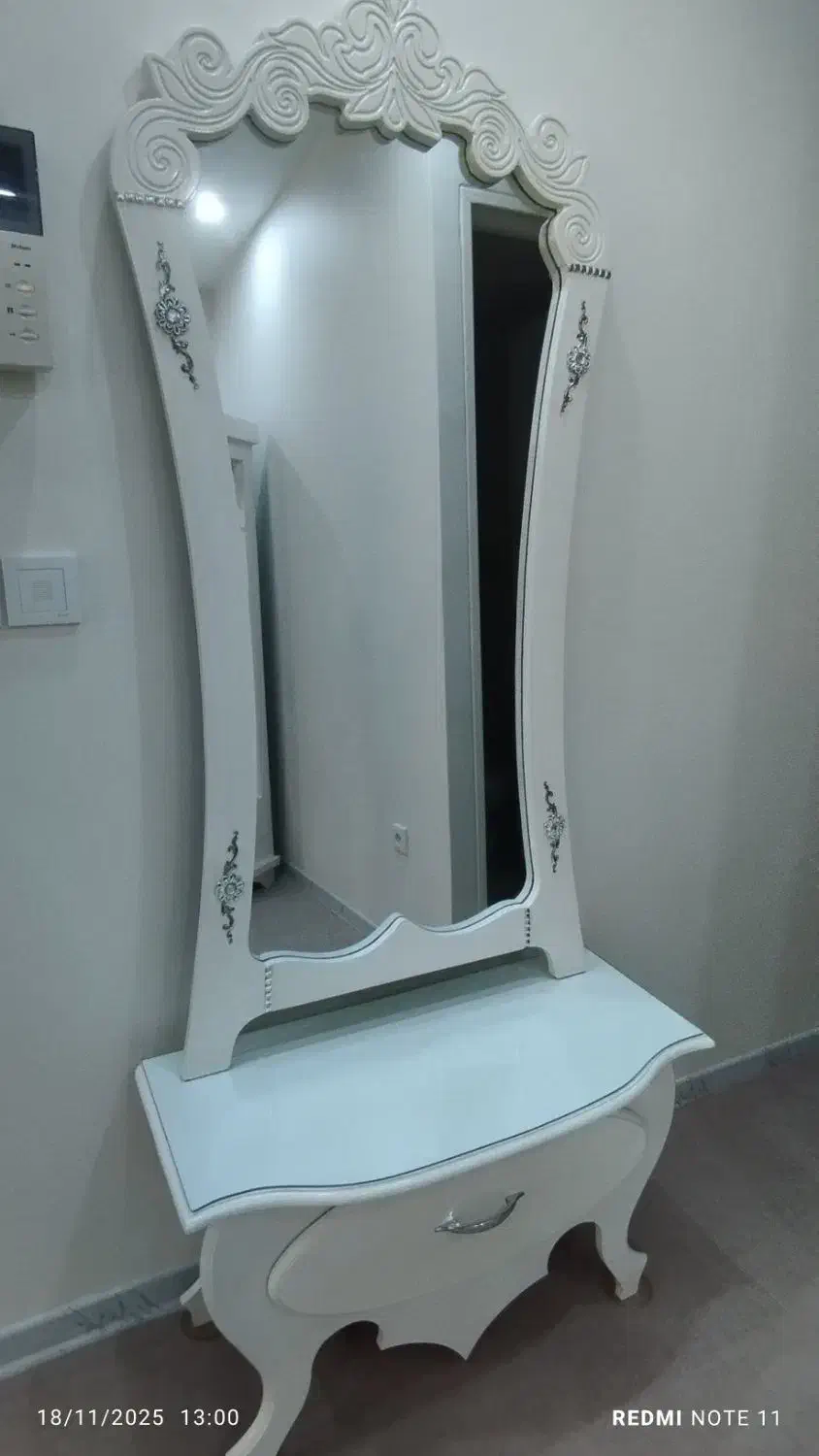 آینه قدی و میز|آینه|تهران, هفت چنار|دیوار