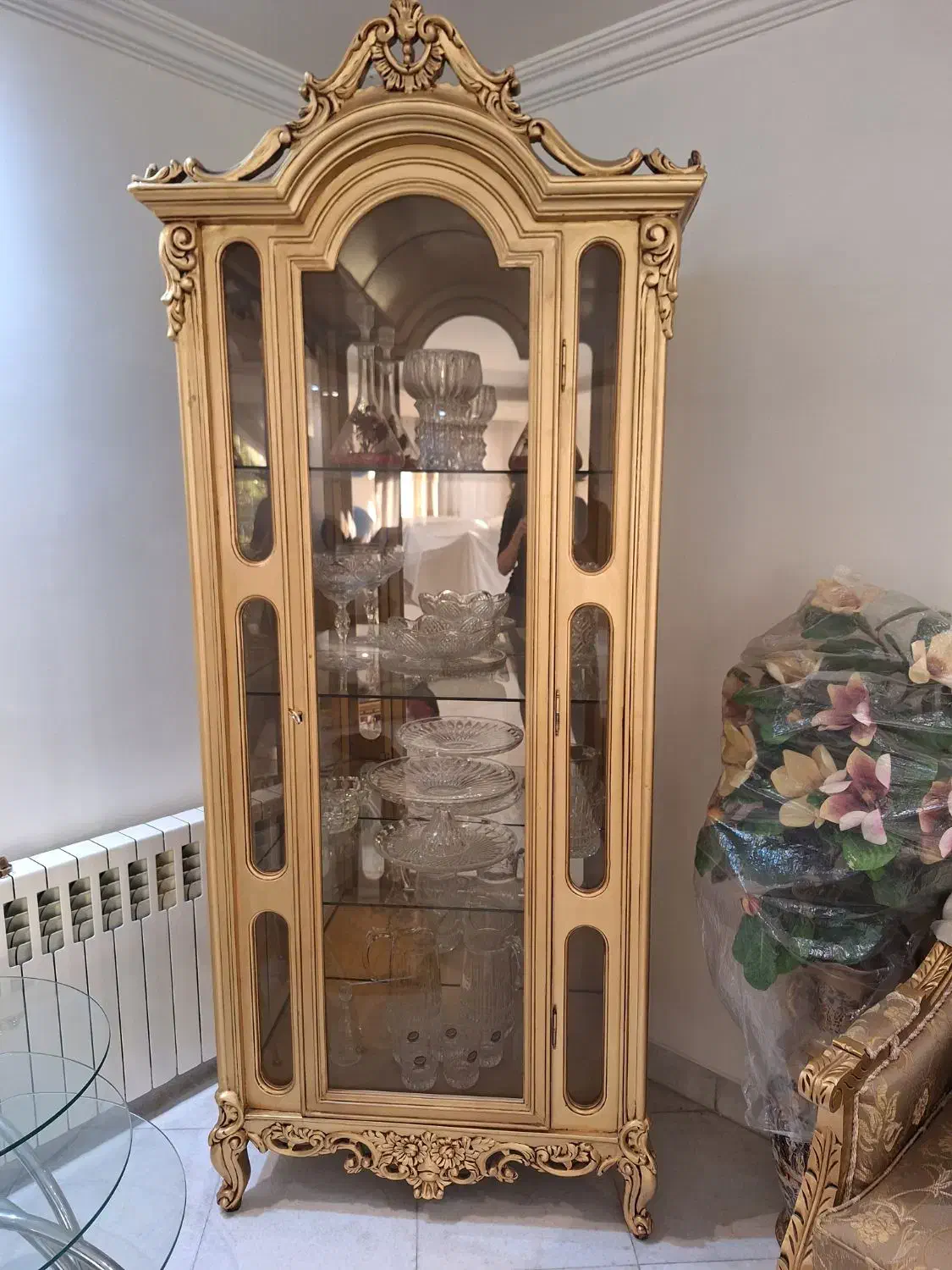 ویترین تزئینی (کاملا نو بدون هیچ خش و آسیب)|بوفه، ویترین، کنسول|تهران, زعفرانیه|دیوار
