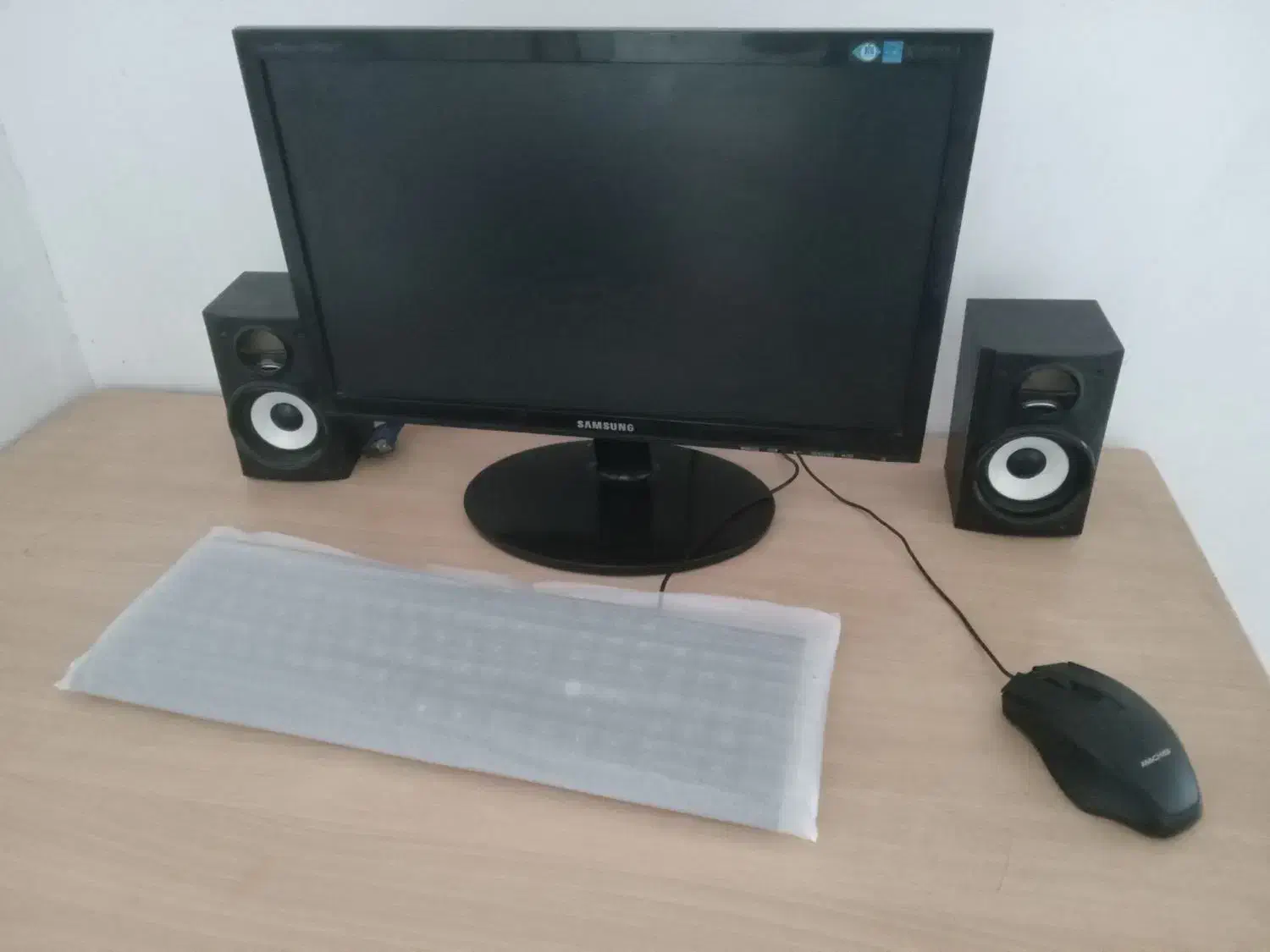 کامپیوتر خانگی تمیز،با همه چیز کامل|رایانه رومیزی|گنبد کاووس, |دیوار