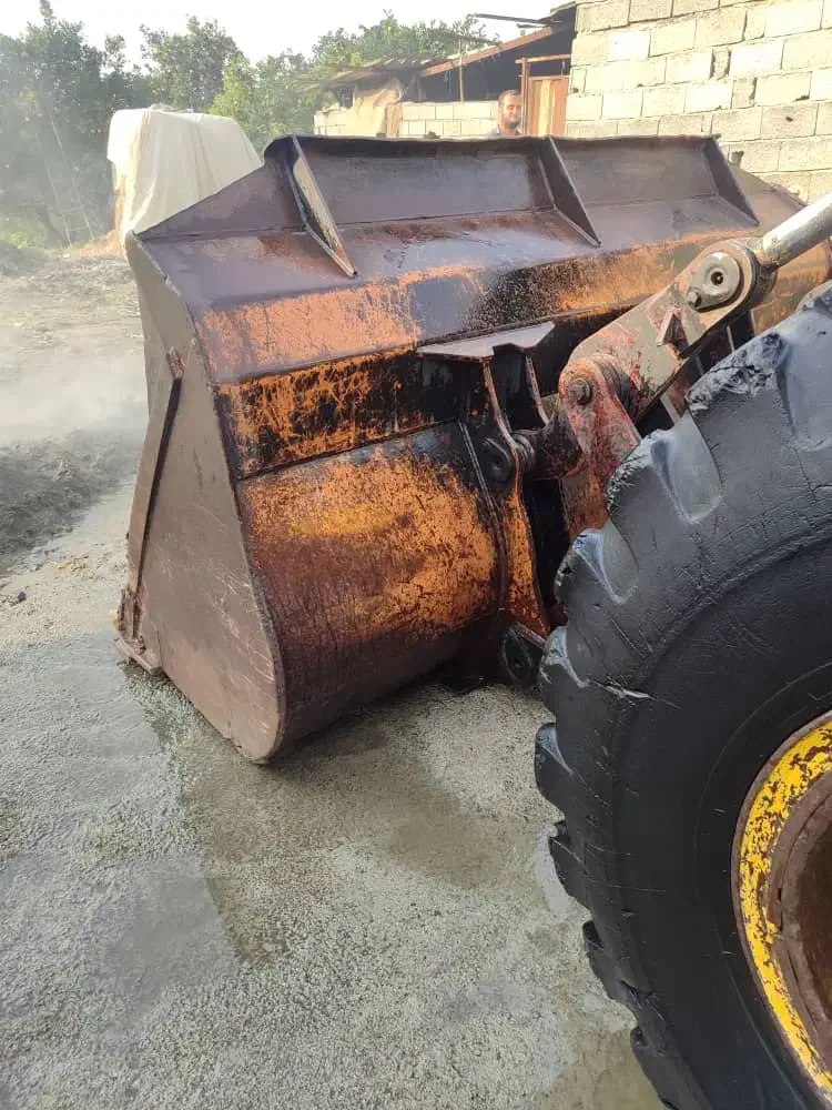 لودر ولو ۴۴۰۰ تک پمپ|خودرو سنگین|تهران, مختاری|دیوار